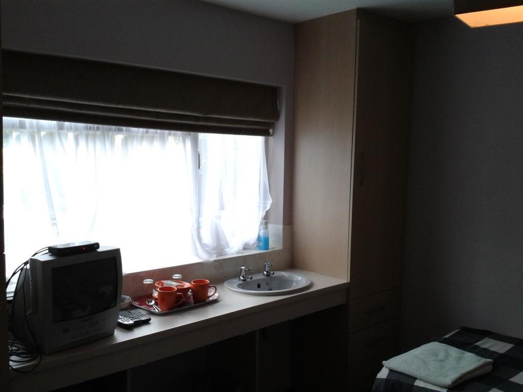 Overnight Stays Στόκπορτ Εξωτερικό φωτογραφία